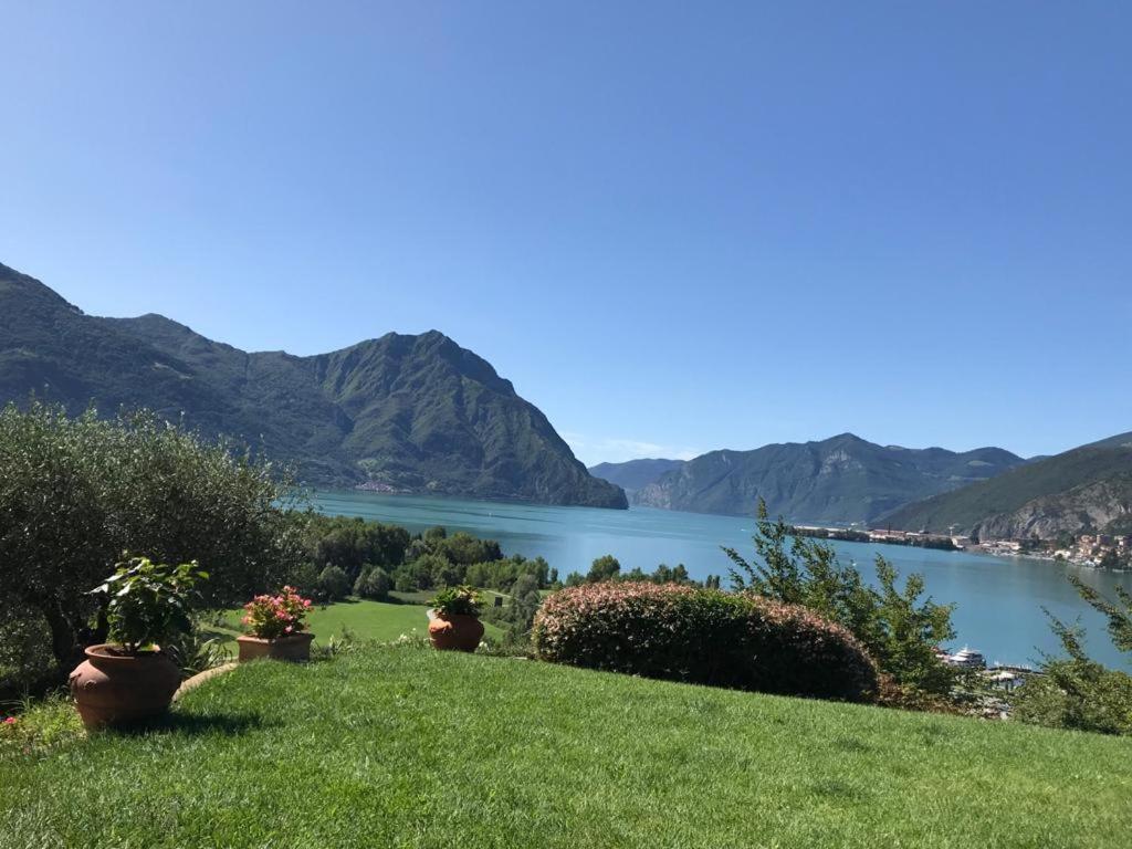 Casa Caponetti Villa Costa Volpino Buitenkant foto