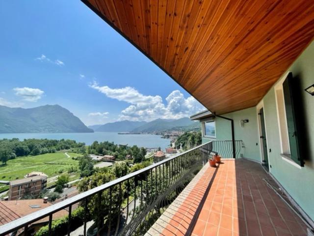 Casa Caponetti Villa Costa Volpino Buitenkant foto