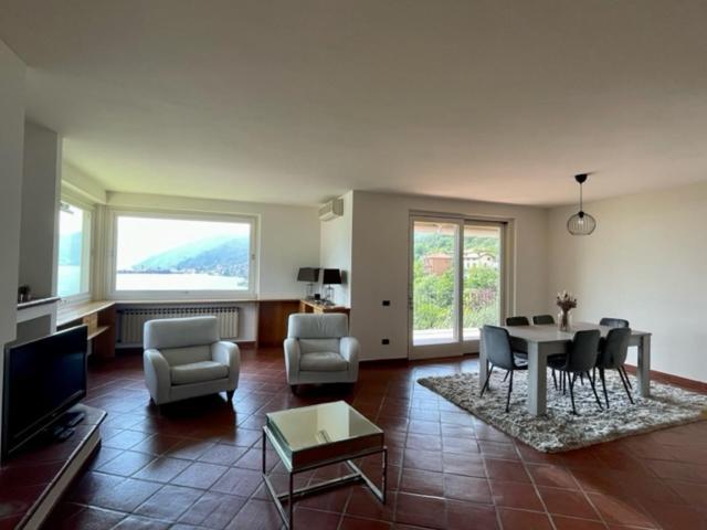 Casa Caponetti Villa Costa Volpino Buitenkant foto
